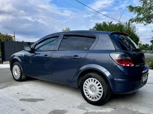 Proprietar, vinde Opel Astra H, caroserie Hatchback din 2011, benzina 1.4, 90 CP, km. la bord 210708 - imagine 3