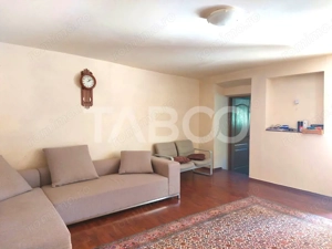 Casa 214 mp utili singur in curte 800 mp teren zona centrala Cisnadie - imagine 13