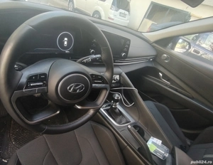 Hyundai elantra 2023 - imagine 3