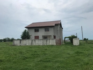 Casă de vânzare Lehliu-Gara, sat Razvani. - imagine 3