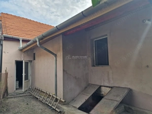 Resita Casa Zona Catedrala Muncitoresc - imagine 6