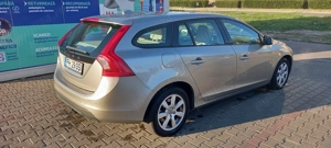 Volvo V60 2013 2.0 diesel 5 cilindri - imagine 9
