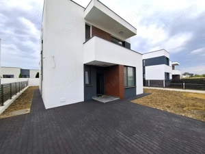 Casă P+1 din cărămidă, modernă  (2025)