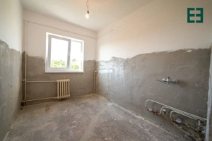 Apartament cu 3 camere etajul 4 - Cartierul A. Vlaicu - Arad - imagine 9