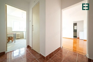 Apartament cu 3 camere etajul 4 - Cartierul A. Vlaicu - Arad - imagine 7