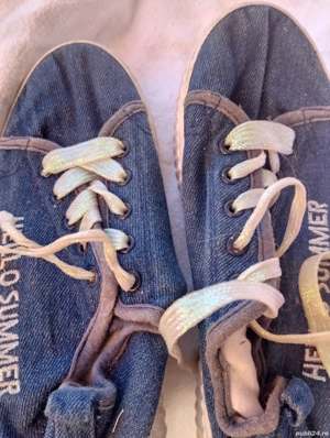 Tenisi denim cu talpa groasă stare impecabilă