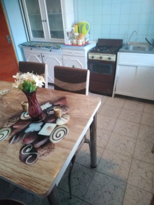 Inchiriez apartament 2 camere, sector 4 - imagine 7 Inchiriez apartament 2 camere, sector 4 - imagine 7