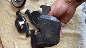 Vând plăcuțe față trw noi BMW 