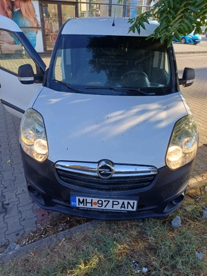 Opel combo 2014 , 215000 km , 1.3 disel, 3500 e negocialbil