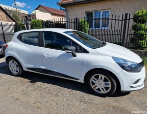 Vând Renault clio