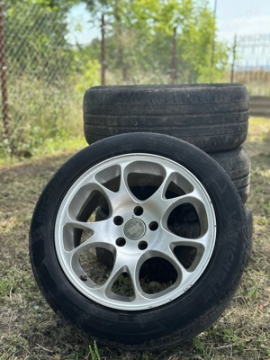 Vând set de jante R17