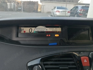 Vand Renault Scenic 2011 diesel - imagine 5