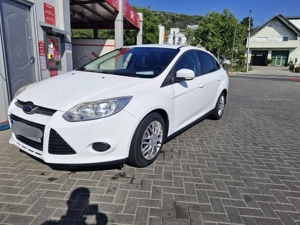 Ford focus MK3 sedan 2012 - imagine 3