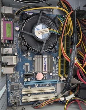 Placa de baza Intel socket 775 GIGABYTE GA-G31M-S2L Intel G31 Ide Sata Core2 Duo ddr2 Pentium