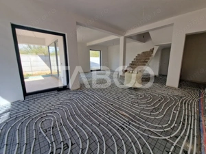 Casa individuala cu curte terasa si garaj Selimbar Sibiu - imagine 7