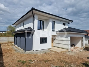 Casa individuala cu curte terasa si garaj Selimbar Sibiu - imagine 5