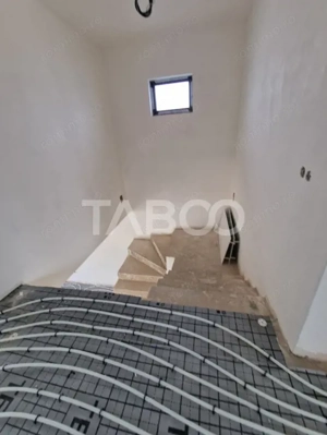 Casa individuala cu curte terasa si garaj Selimbar Sibiu - imagine 12