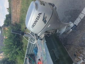 Vând barca de aluminiu ,motor Honda 20 și peridoc  - imagine 2