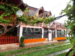 Pensiune la cheie 13 camere  15 locuri parcare si teren 3000 mp  - imagine 5