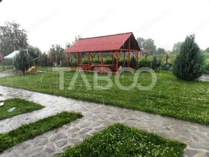 Pensiune la cheie 13 camere  15 locuri parcare si teren 3000 mp  - imagine 18