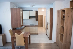 Închiriere apartament 3 camere   Zona Aradului, str. Felix
