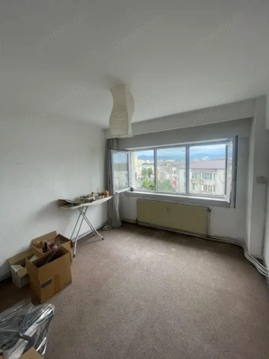 Apartament de 2 camere decomandat, 48 mp construiti, etaj 5, zona Garii