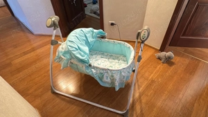 Patut si balansoar electric pentru bebelusi - imagine 2