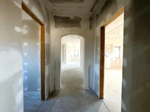 Casa moderna plan parter 127 mp teren 650 mp - imagine 7