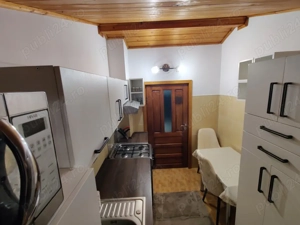 Casa la curte, in vila etajul 1 - imagine 9