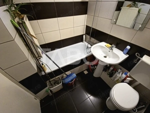 Apartament de vanzare 3 camere 60mp decomandat 2 balcoane zona Strand - imagine 9