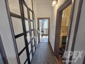 Garsoniera 40 mp decomandata | boxa 6 mp | Blocurile rusesti Metrou Orizont - imagine 5