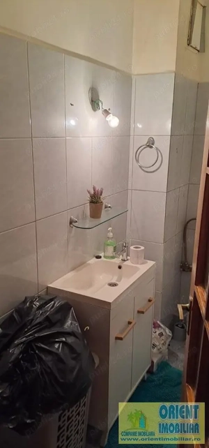 Poarta 6, decomandat, 3 camere, etaj 1, vanzari Constanta - imagine 7 Poarta 6, decomandat, 3 camere, etaj 1, vanzari Constanta - imagine 7