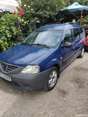 Logan MCV 2009 - imagine 2 Logan MCV 2009 - imagine 2