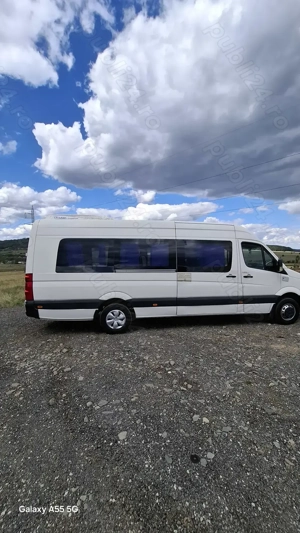 Vând microbuz volkswagen crafter  - imagine 3 Vând microbuz volkswagen crafter  - imagine 3