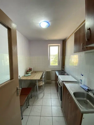 2 cam decomandat etaj intermediar zona Bulevardul Cetatii