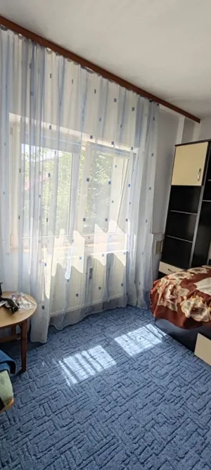 Apartament 3 camere, etajul 1/4, Radauti - imagine 9