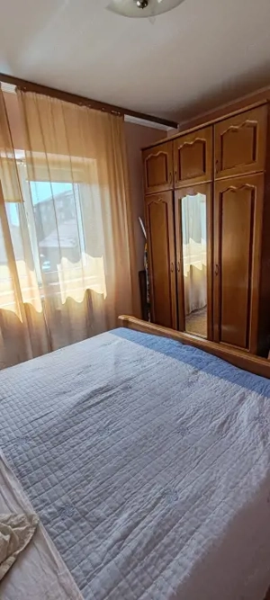 Apartament 3 camere, etajul 1/4, Radauti - imagine 8