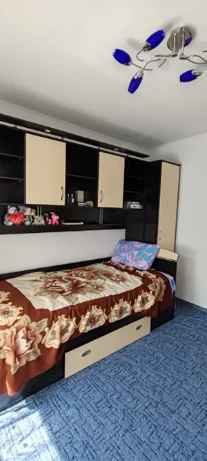 Apartament 3 camere, etajul 1/4, Radauti - imagine 10