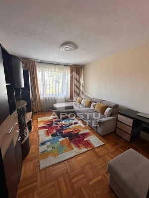 Apartament cu 3 camere, centrala proprie, zona Spitalului Judetean
