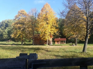 Cabana de lemn Racoasa, judet Vrancea - imagine 2