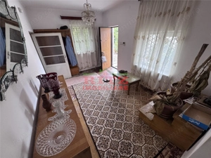 Casa P+1E+Pod S= 435 mp, teren 938 mp, pretabila clinica, gradinita etc. - imagine 3