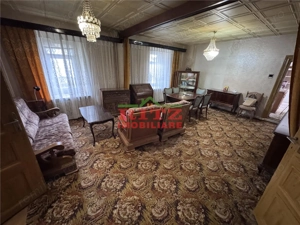 Casa P+1E+Pod S= 435 mp, teren 938 mp, pretabila clinica, gradinita etc. - imagine 5