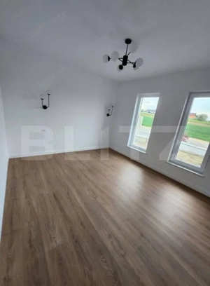 Casa Individuala , Suprafata utila 84/ 119 mp, Teren 500mp, Plopeni - imagine 8