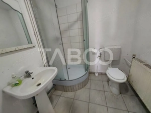 Spatiu comercial de inchiriat 370 mpu curte privata 1500 mp usi garaj - imagine 6