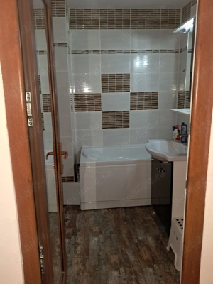 De vânzare apartament 4 camere, decomandat, zona Autogara, etaj 3.