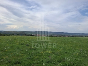 Teren la Orlat cu vedere spre munti - imagine 6