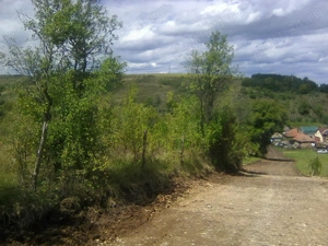 inchiriez depozit parcare afara 