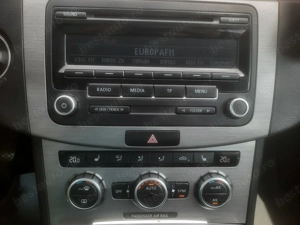 Volkswagen Passat 2.0 TDI, berlină, 2013, CLIMATRONIC dublu, ÎNCĂLZ. SCAUNE - imagine 16