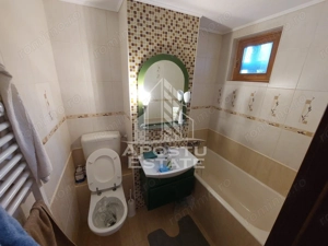 Apartament cu 2 camere, etajul 1, centrala proprie,Sagului - imagine 8