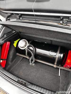 BMW Seria 1 116i - imagine 5